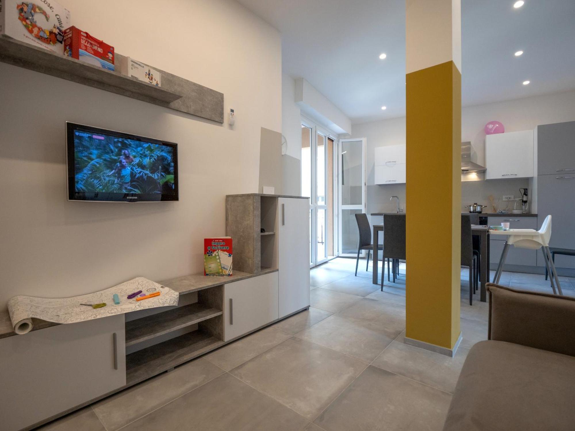 Babyaccomodation Family Bright Pietra Ligure Ngoại thất bức ảnh